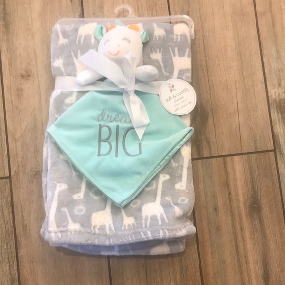 Baby Starters Other - Giraffe Baby Blanket and Lovey